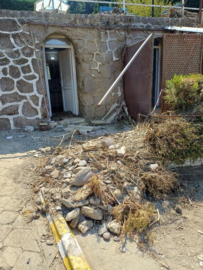 Salihli’de Sel Sonrası Cami Tuvaleti Için Onarım Talebi-2