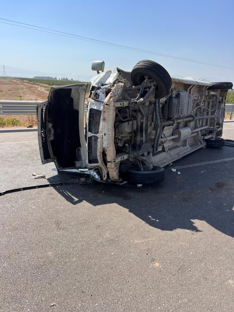 Tarim Iscilerini Tasiyan Minibus Kazasindan Aci Haber Agir Yarali Mehmet Ezer Hayatini (4)