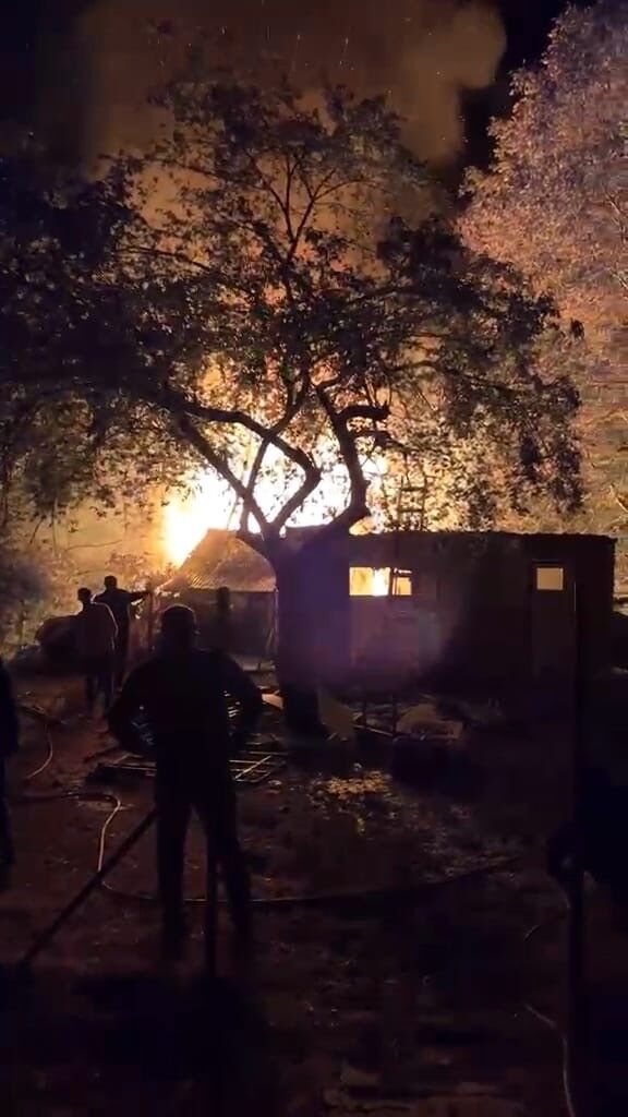 Tup Patladi Baraka Alevlere Teslim Oldu 60 Yasindaki Adam Kurtarilamadi (3)