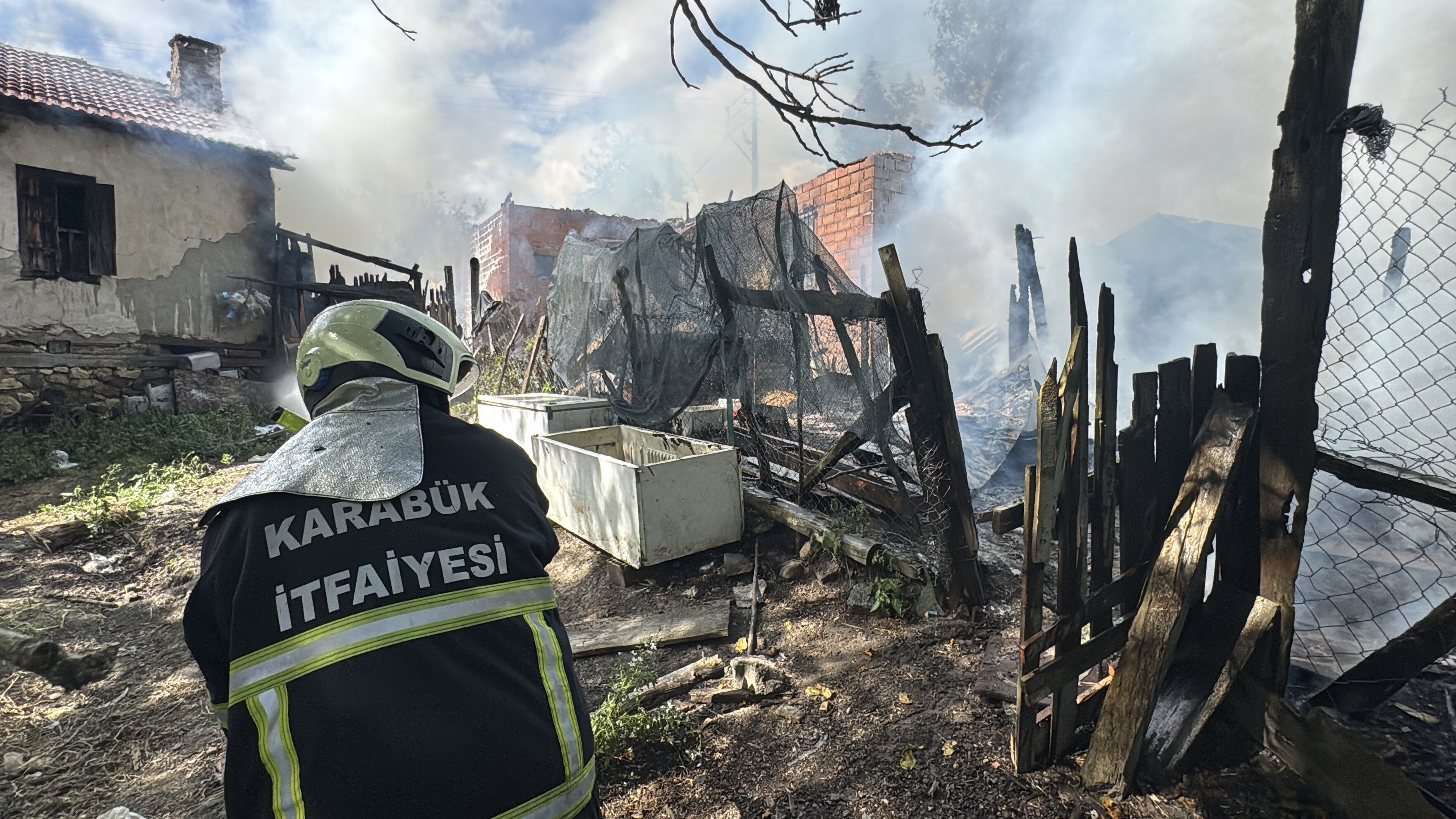 Yavrum Gitti Feryadi Koyu Yasa Bogdu 2 Yasindaki Cocugun Olumu Yurekleri Yakti (5)