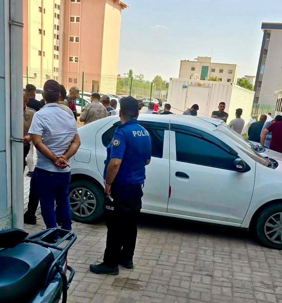 1 Yasindaki Candan Aci Haber Bogazina Cisim Kacti Kurtarilamadi (2)