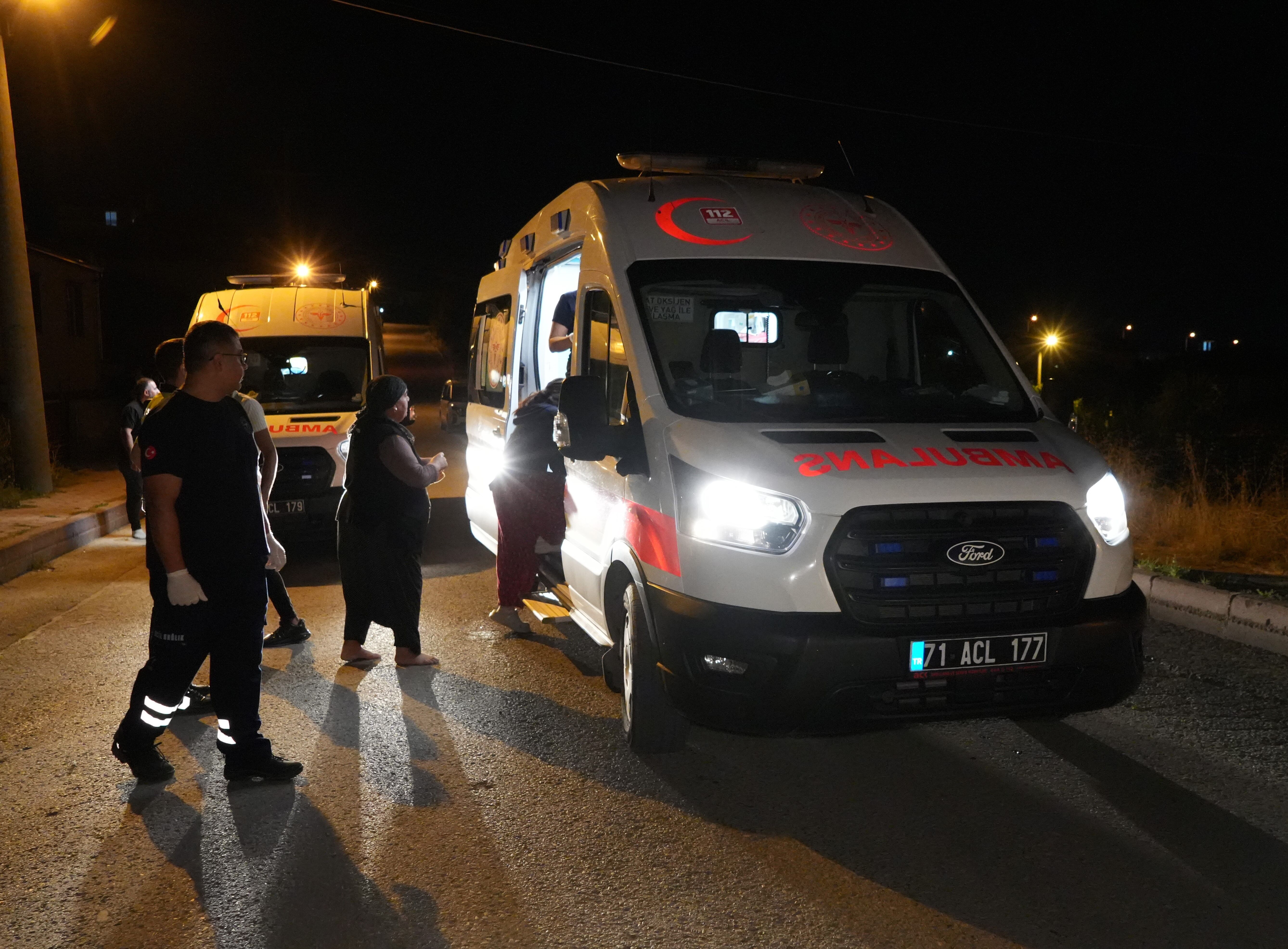 4 Kisinin Yaralandigi Kazada Gercek Ortaya Cikti Surucu Alkollu Ve Ehliyetsiz Cikti (4)