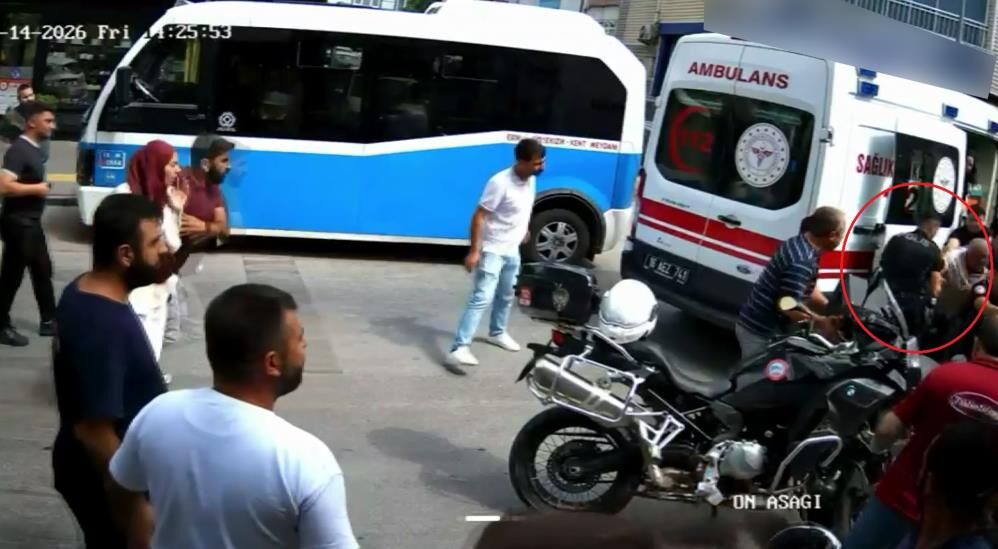 Akraba Kavgasi Dehseti Bicakli Supheliyi Yunus Polisi Boyle Etkisiz Hale Getirdi (2)