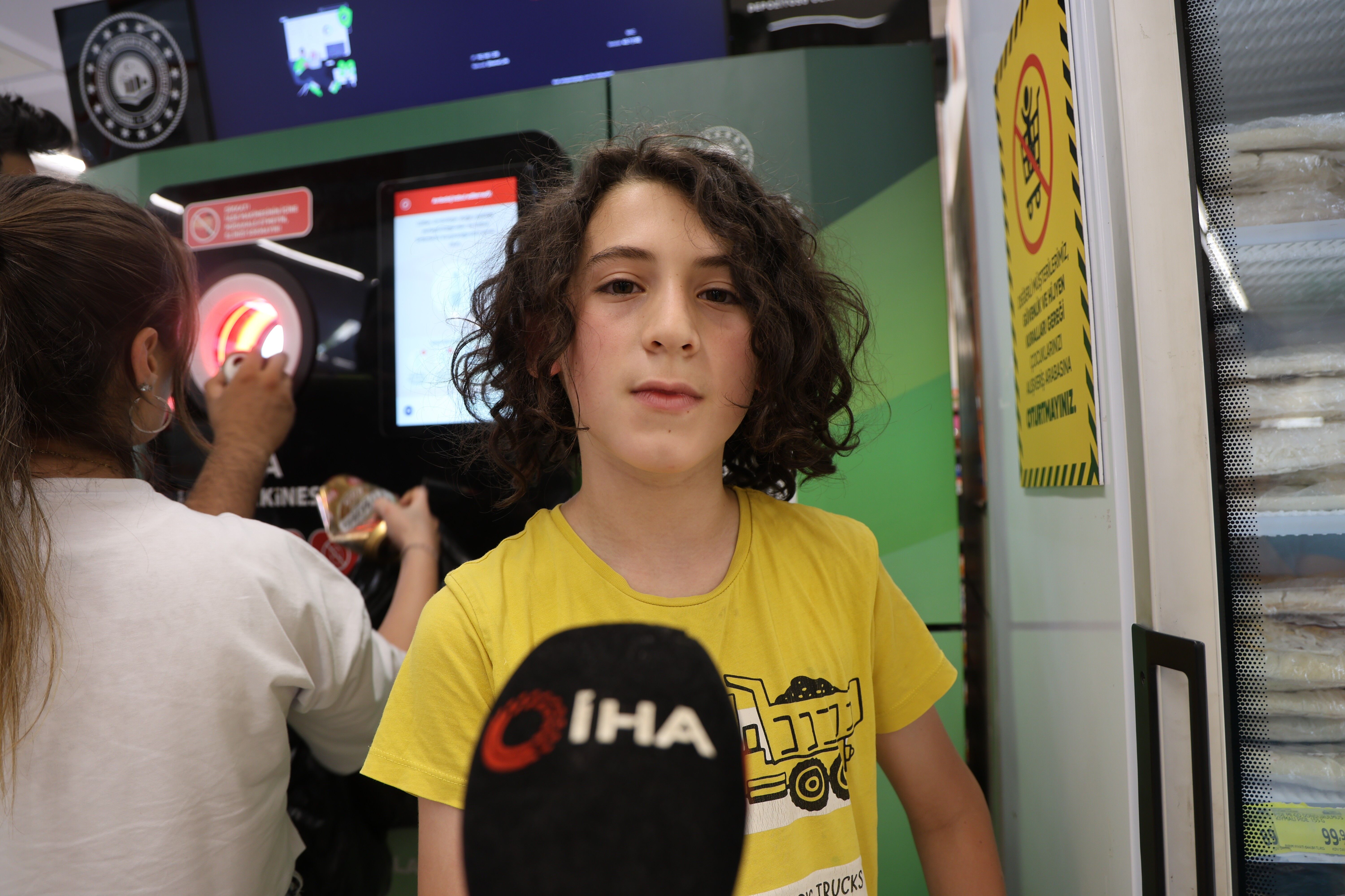 Atiklar Harcliga Donusuyor Ogrencilerden Ornek Cevre Hareketi (3)