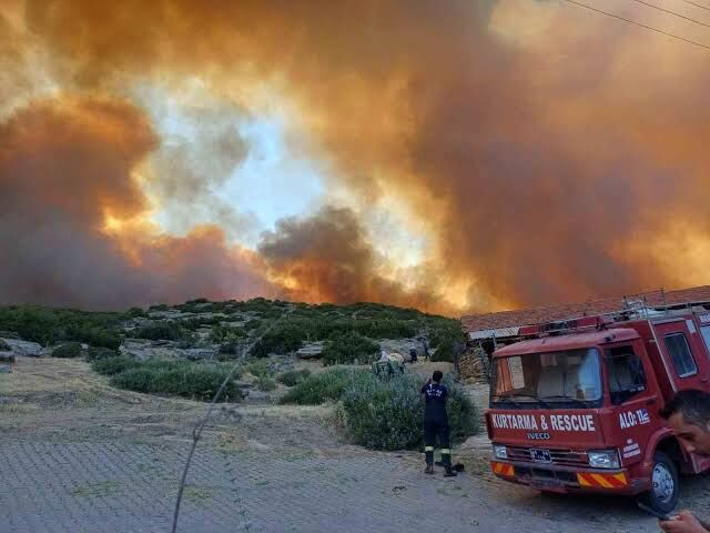 Bakan Yumaklı'dan Kritik Çağrı! Manisa'da Yangın Riski Yükseldi! Şiddetli Rüzgar Bekleniyor (4)