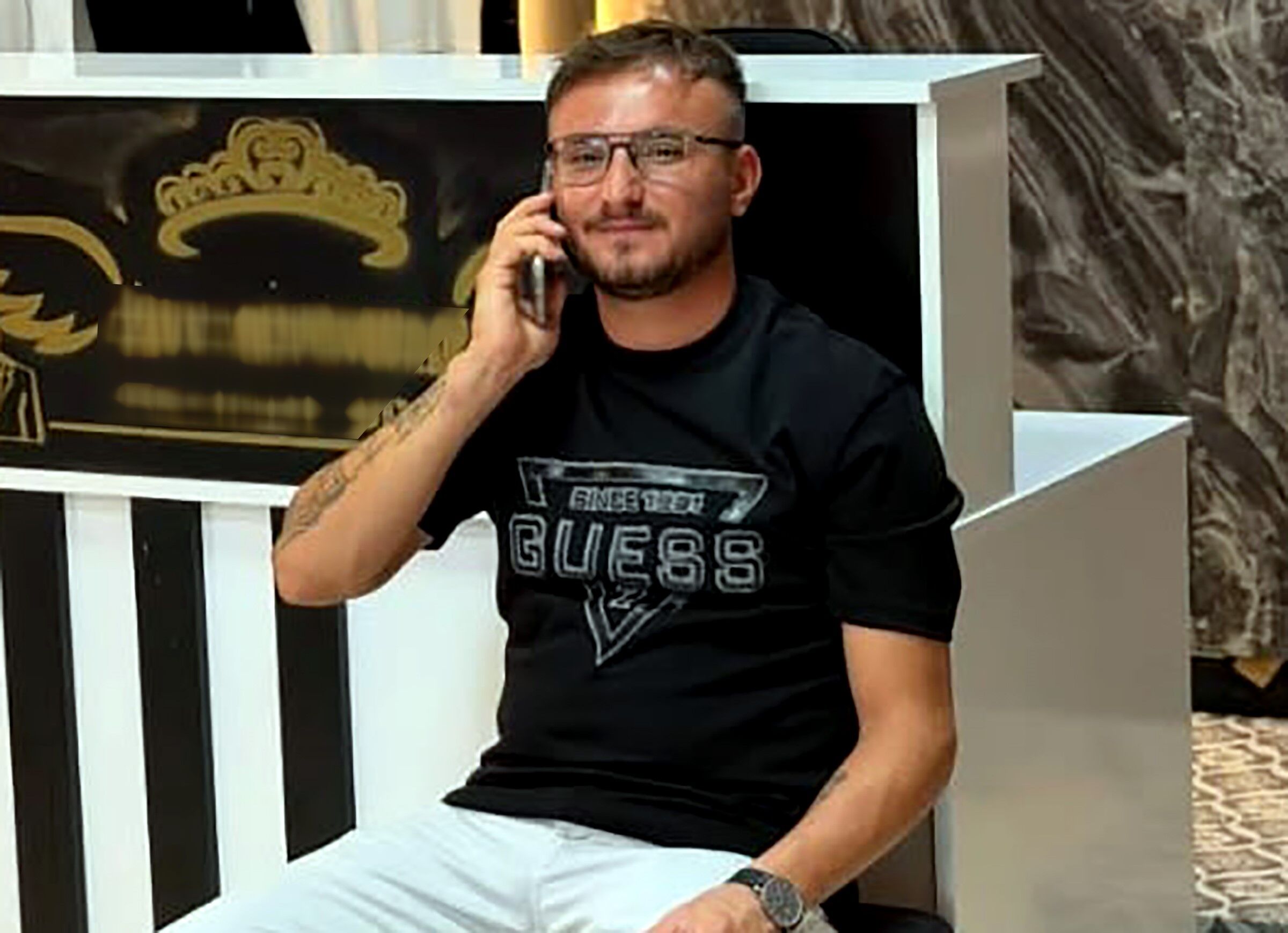 Bakis Tartismasi Kanli Bitti Kafeye Kacti Pesinden Gelen Supheli Bicakladi (2)