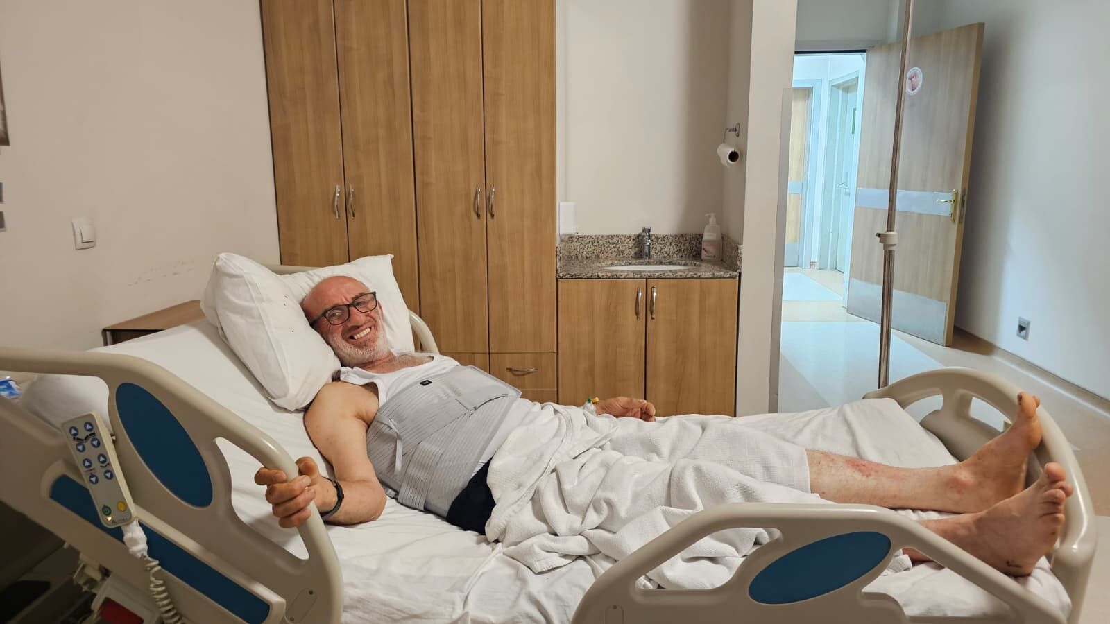 Besledigi Boga Bir Anda Saldirdi Oglu Son Anda Kurtardi (2)