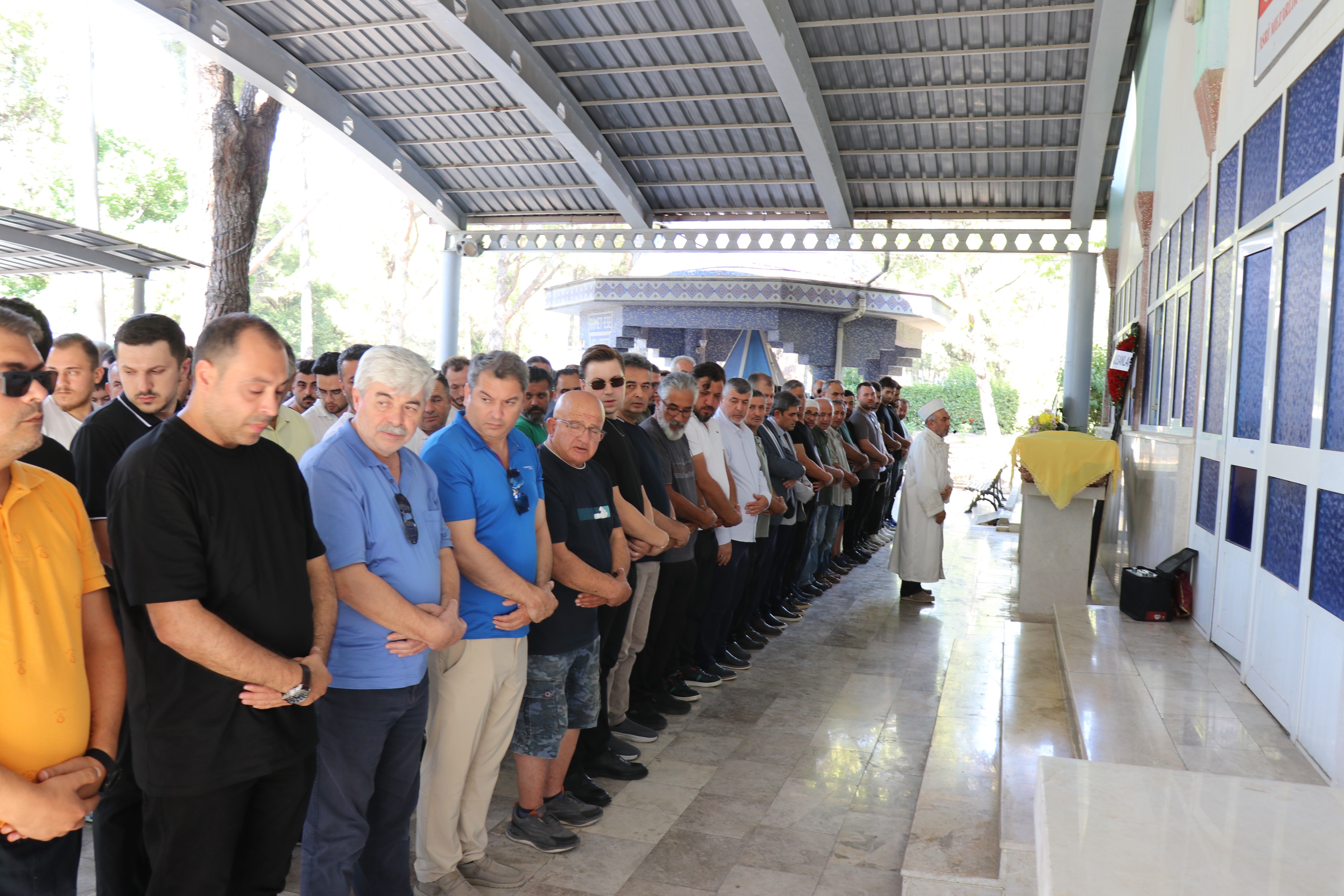 Bir Anlık Dikkatsizlik Hayatına Mal Oldu! 34 Yaşında Acı Veda (2)