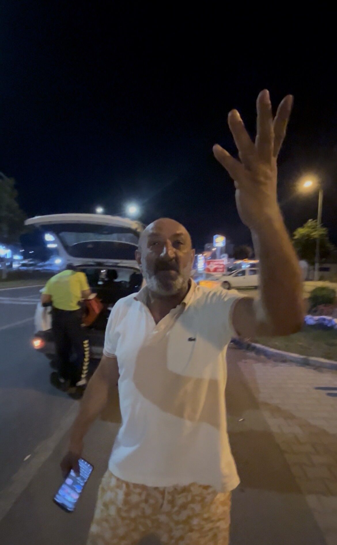 “Bomba Gibiyim” Dedi! Alkollü Ve Ehliyetsiz Sürücünün Rahat Tavırları Dikkat Çekti (4)
