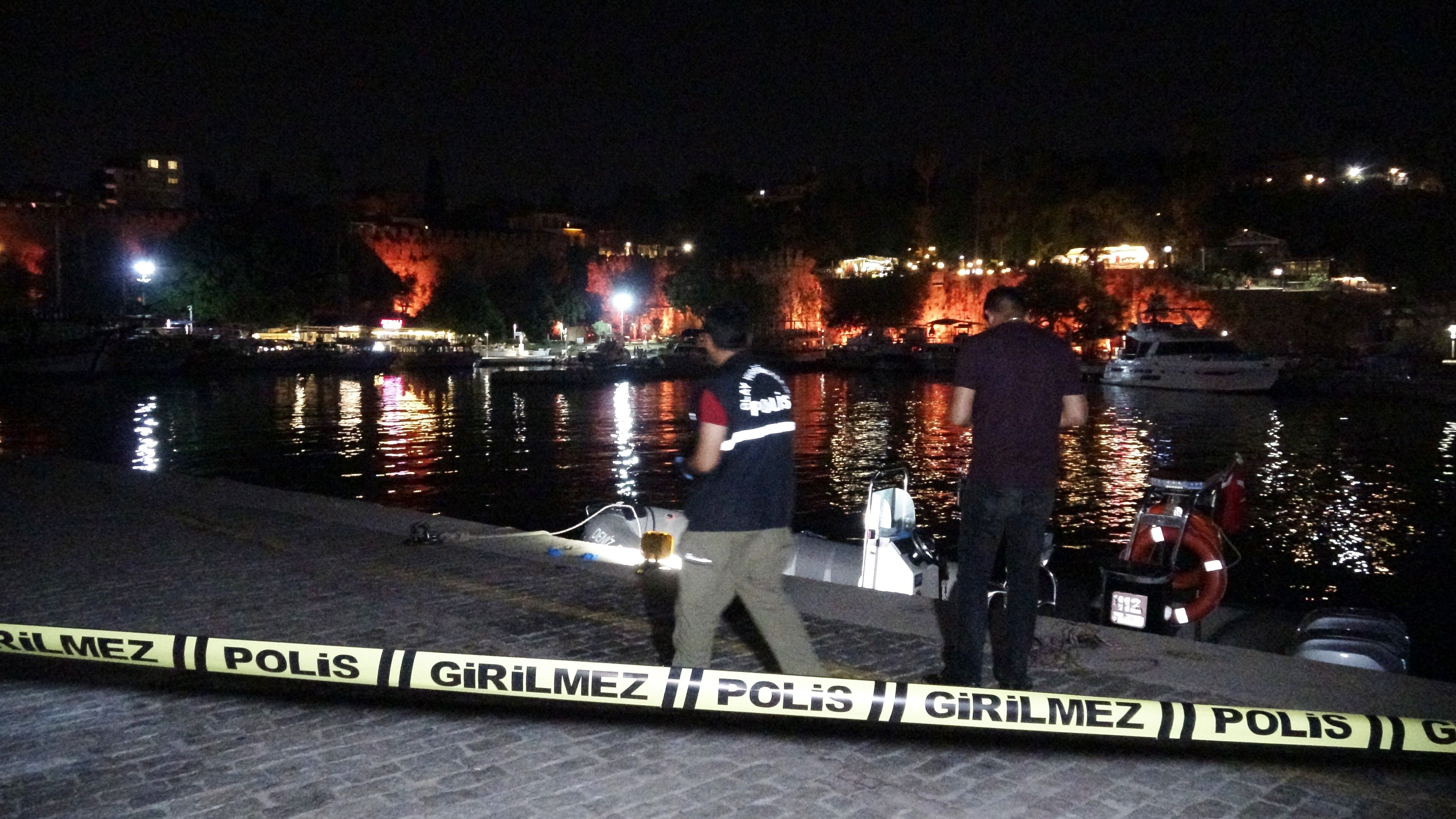 Cansız Bedeni Denizden Çıkarıldı! Arkadaşının “Yaşıyor Değil Mi” Sözleri Yürekleri Dağladı (2)