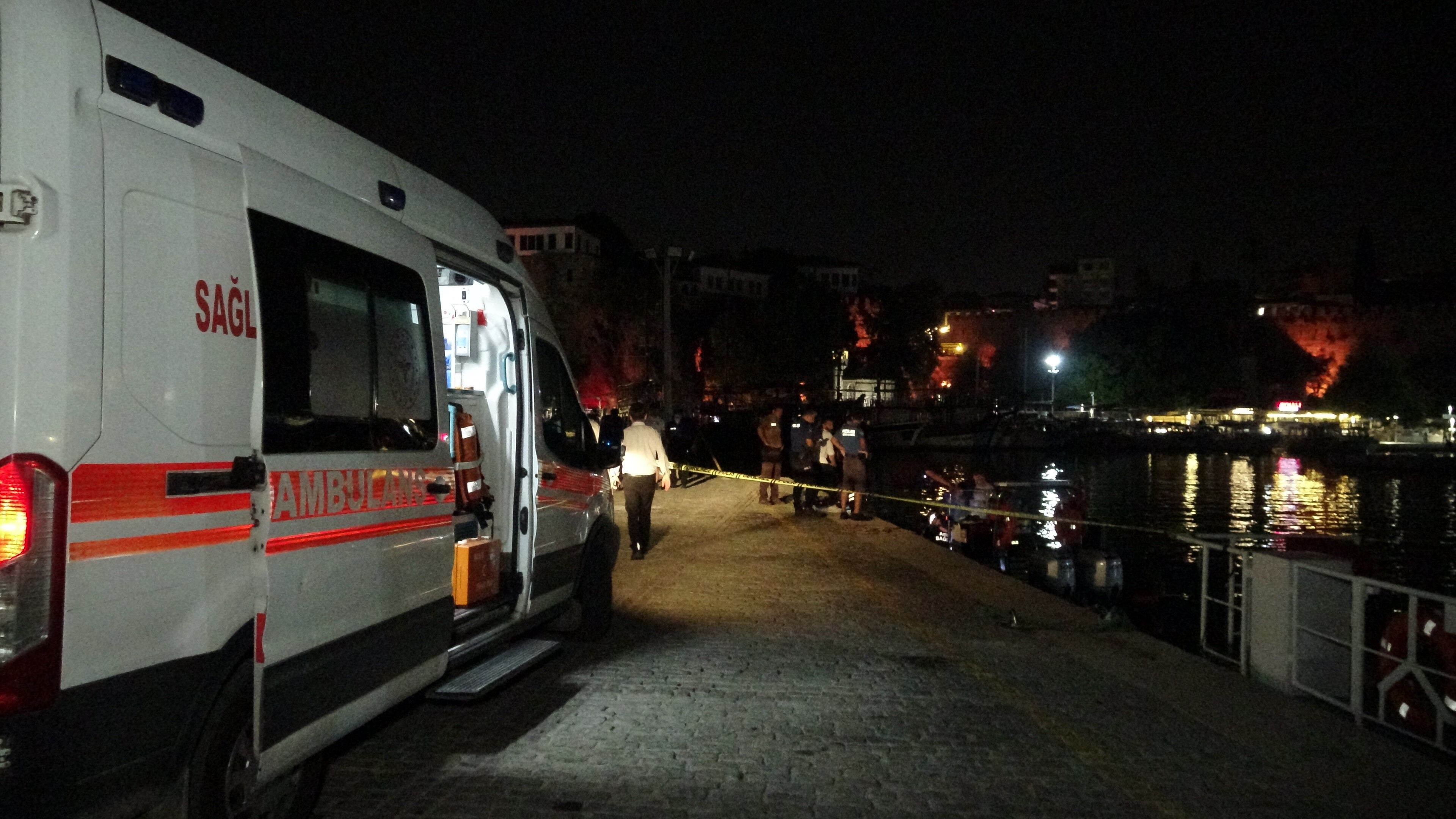 Cansız Bedeni Denizden Çıkarıldı! Arkadaşının “Yaşıyor Değil Mi” Sözleri Yürekleri Dağladı (5)