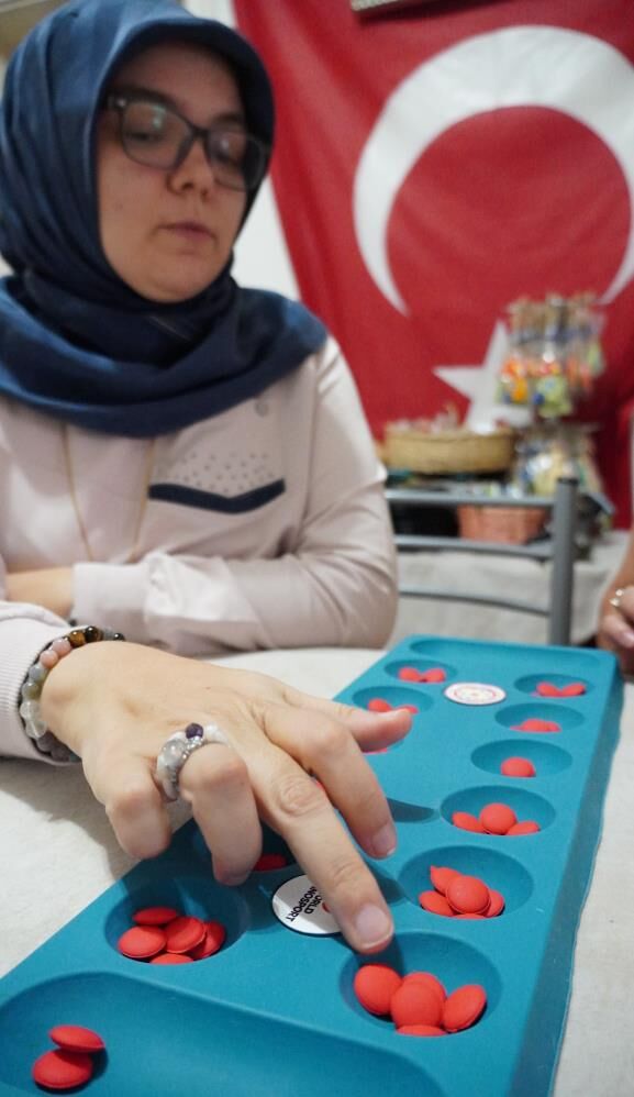 Cocuklari Icin Basladi Manisanin Ilk Kadin Mangala Antrenoru Oldu (4)