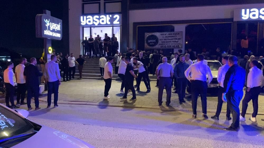 Dugunde Oyun Havasi Kavgasi Tartisma Bicakli Saldiriya Donustu 3 Yarali (3)