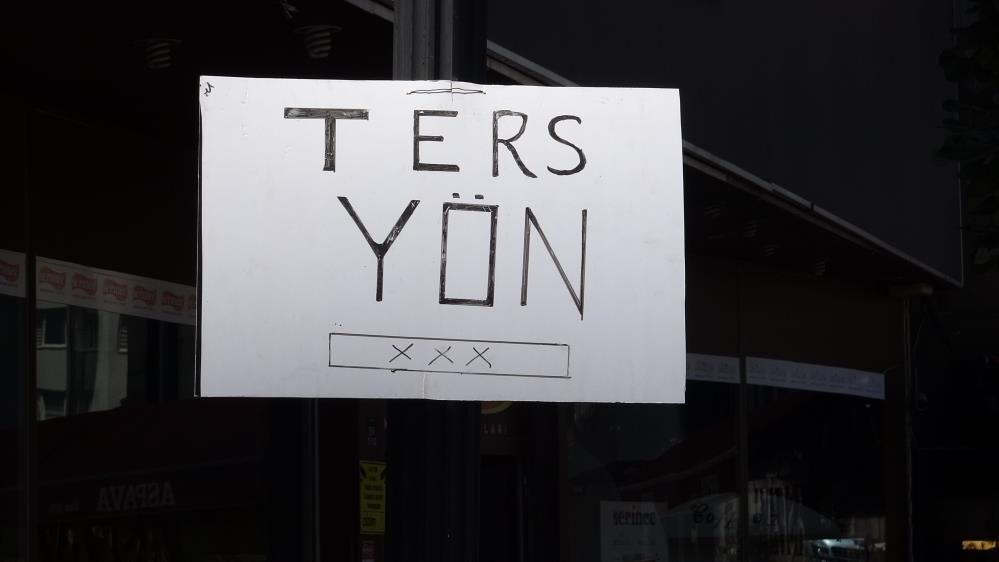 Esnafın Kendi Astığı Tabela Olay Oldu! Belediye Harekete Geçti (3)