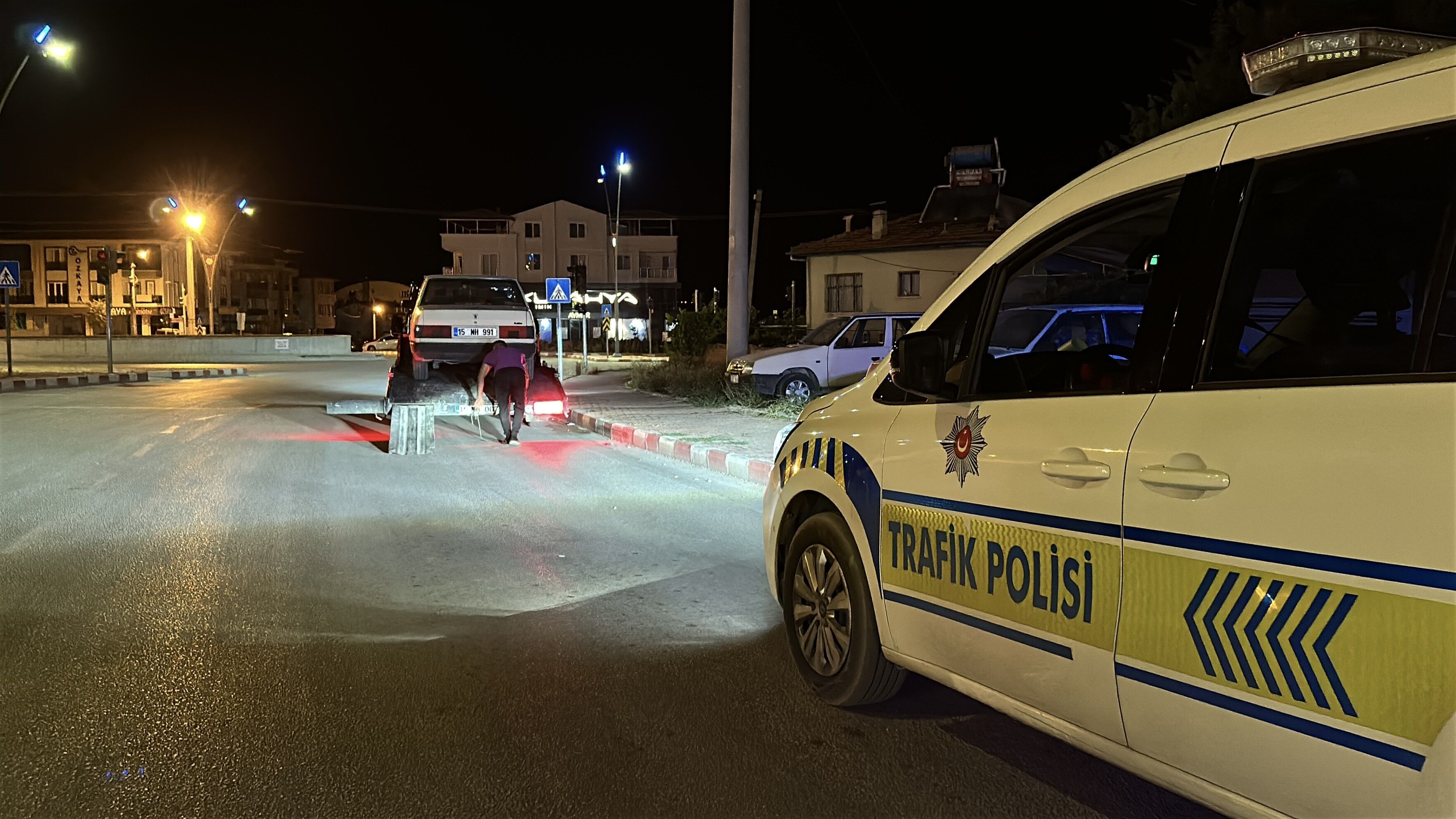 Gece Yarısı Şaşkına Çeviren Olay Oğluna Yardıma Geldi, Ceza Yağdı (3)