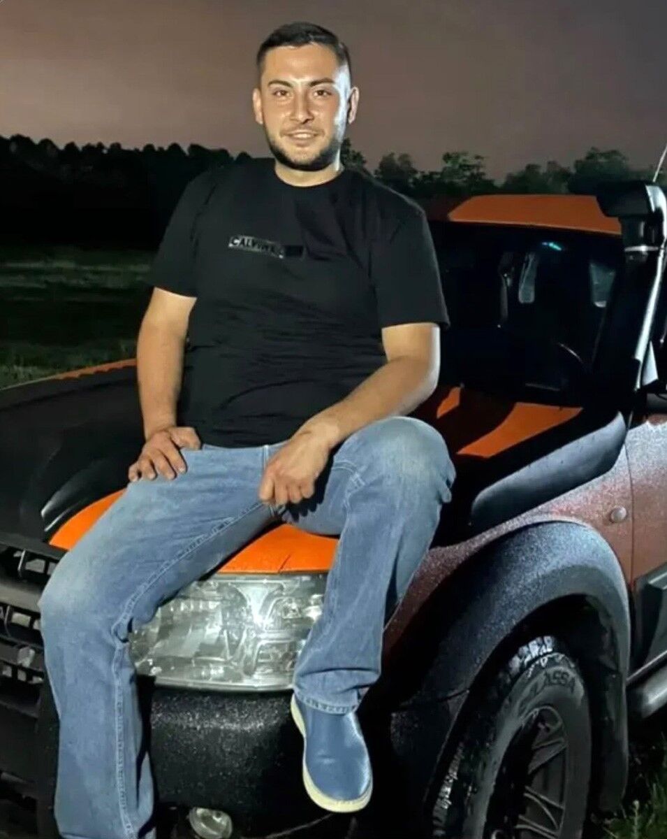 Genc Yasta Gelen Ani Olum 25 Yasindaki Eren Hayatini Kaybetti-1