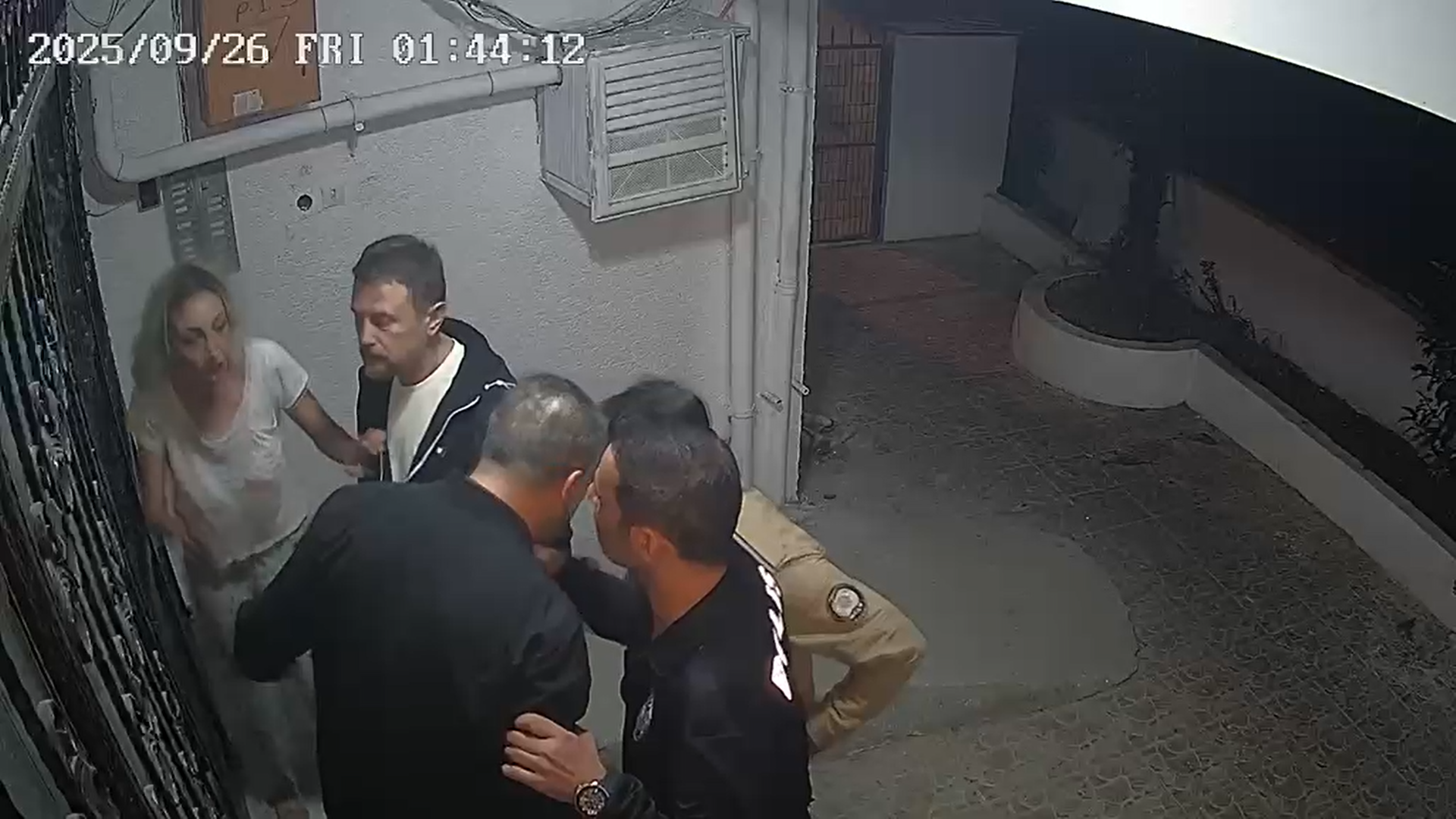 Güllü’nün Ölümünden 17 Dakika Sonra… Kameraya Yansıyan Sözler Dikkat Çekti (4)