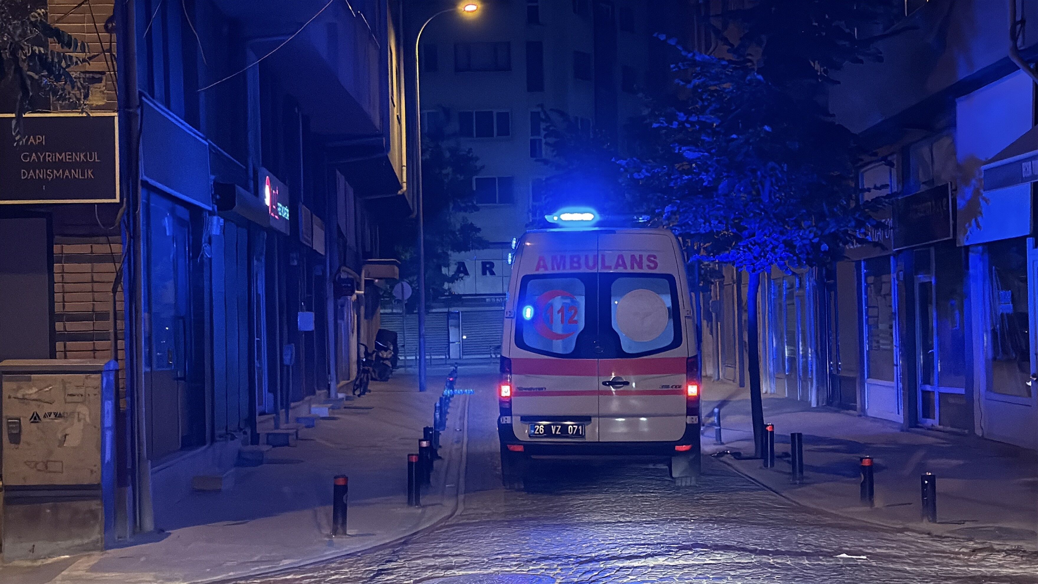 Hastaneden Tetkik Sonuclarini Beklemeden Ayrildi Beyin Kanamasi Gecirdigi Ortaya Cikti (3)