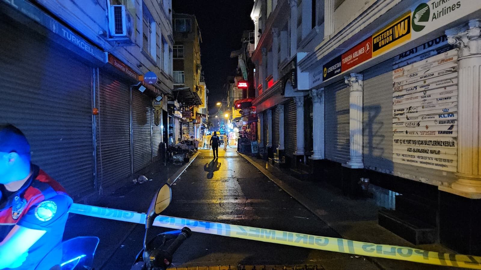 Iki Esnaf Arasinda Baslayan Tartismada Silahlar Konustu 1 Olu 1 Yarali (3)