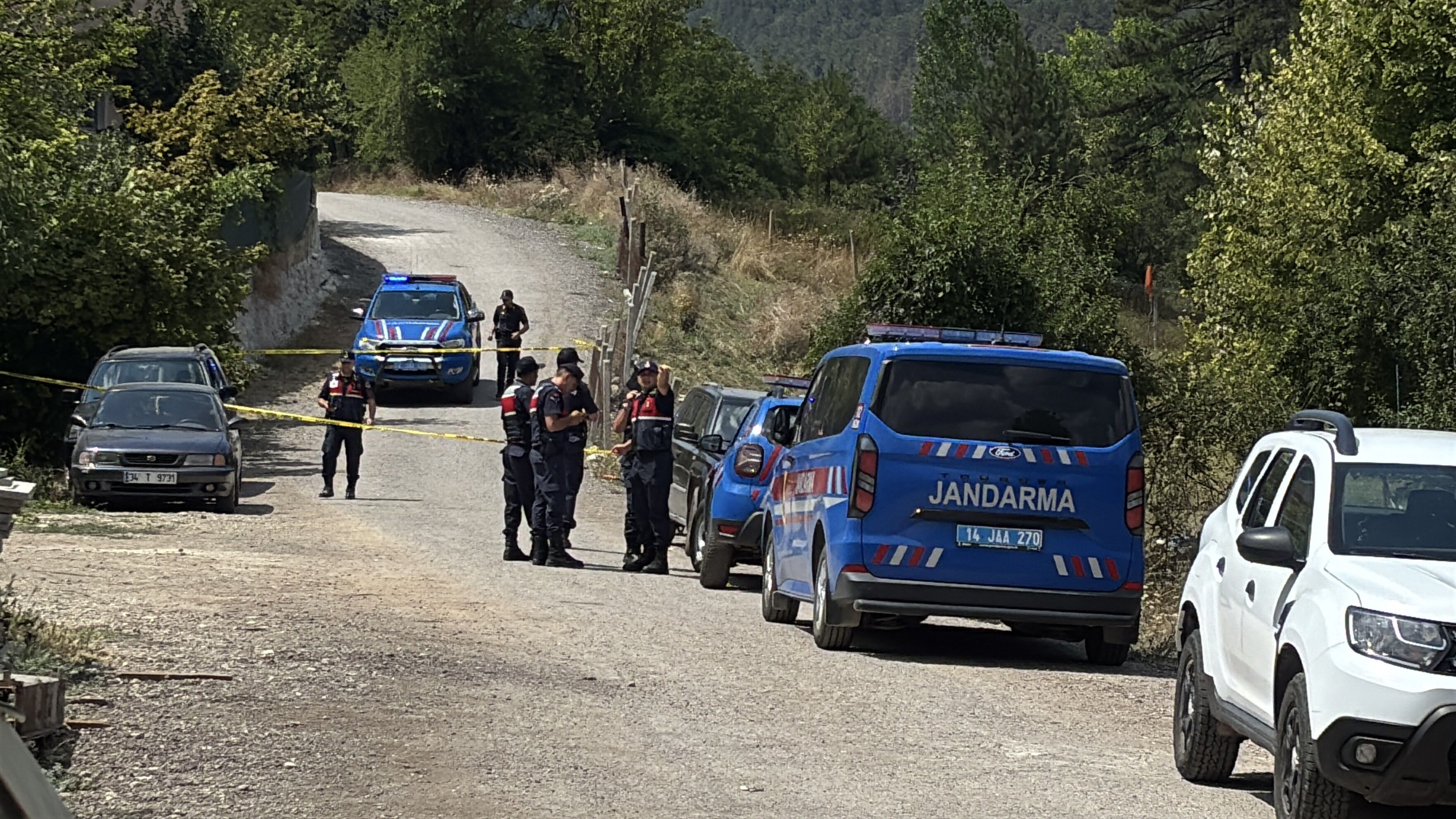 Kan Donduran Arazi Kavgası! Baba Ve Oğlu Tüfekle Vurularak Öldürüldü (5)