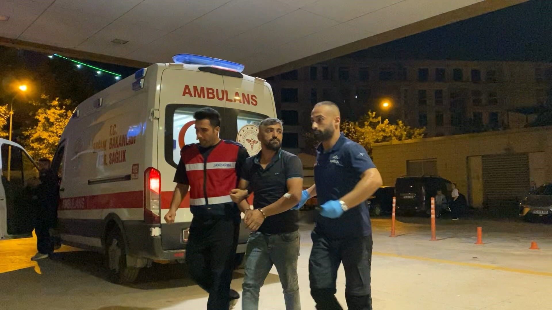 Kanlı Gece! Darp Edilen Şahıs Tüfekle Geri Döndü (5)