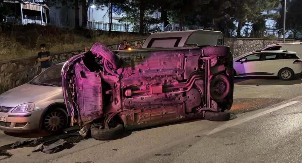 Mahalleyi Savas Alanina Cevirdi Alkollu Kadin Surucu Kazayi Bile Hatirlamadi (6)