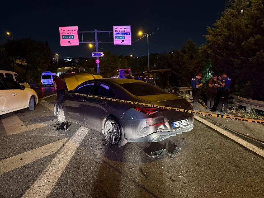 Makas Atarak Ilerledigi One Surulen Minibus Dehset Sacti 1 Olu 5 Yarali (2)