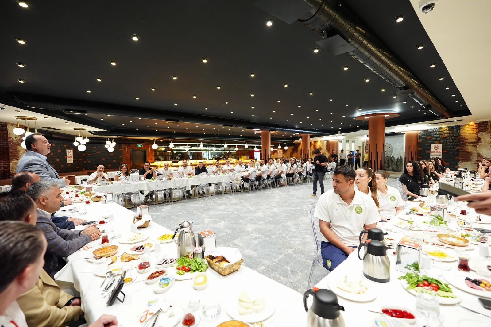 Manisa Bbskda Yeni Sezon Hedefi Avrupa Baskan Dutluludan Takimlara Tam Destek (6)