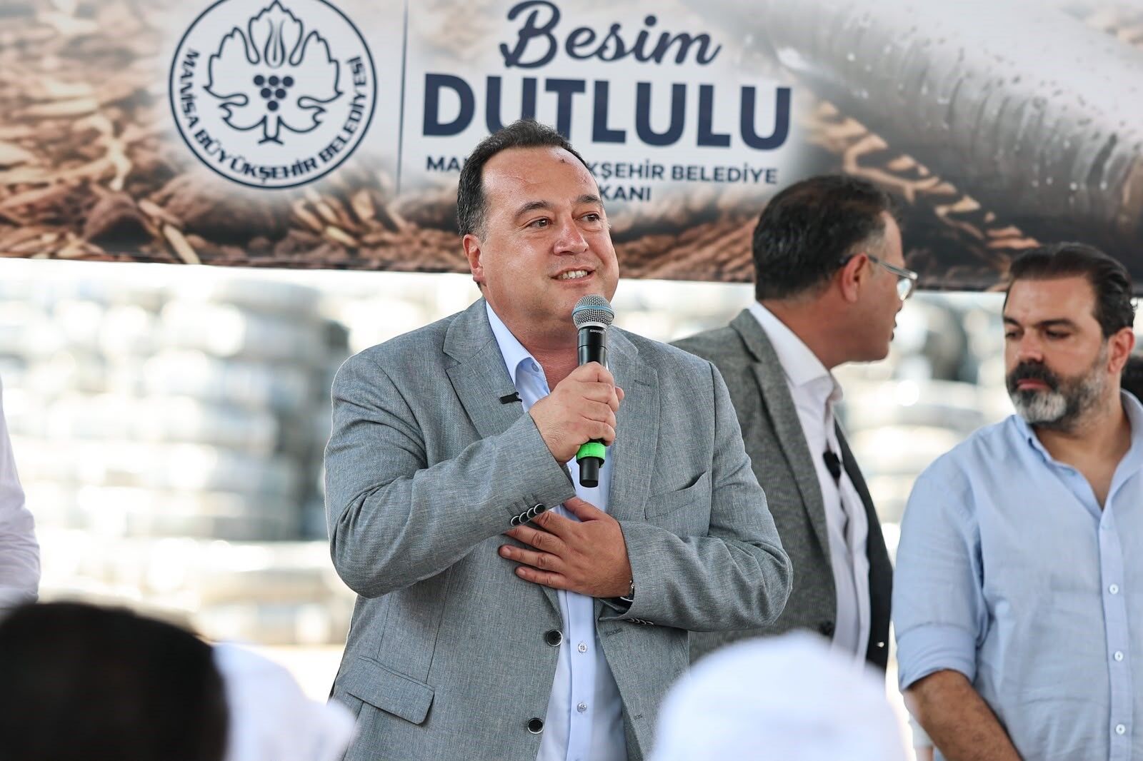 Manisa Buyuksehirden Ciftciye Dev Destek 132 Milyon Tllik Damla Sulama Hamlesi (3)