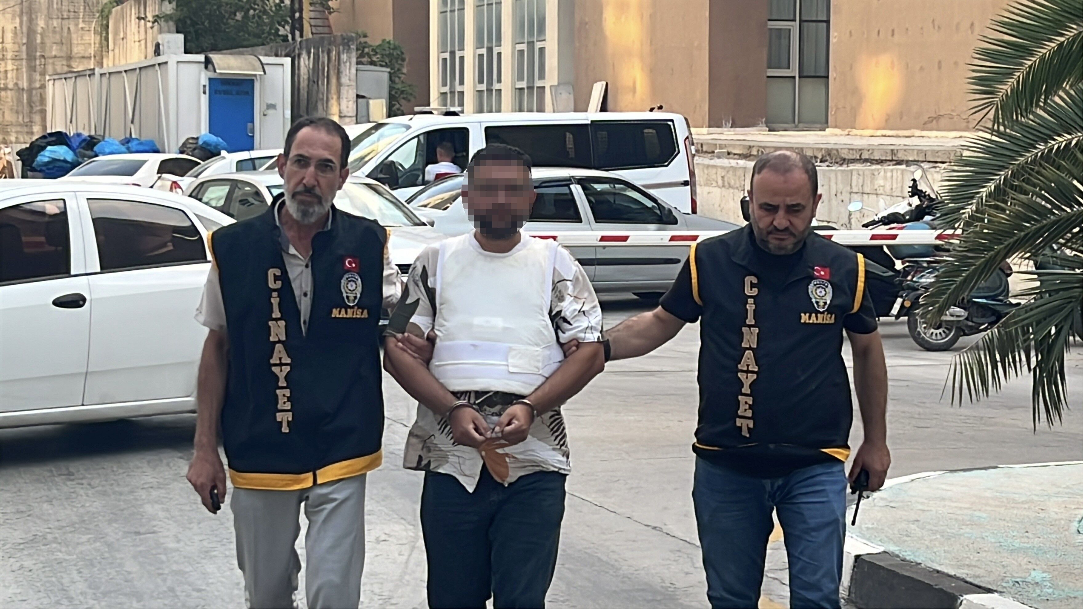 Manisayi Yasa Bogan Olayda Katil Zanlisi Kacamadi Iste Detaylar (4)