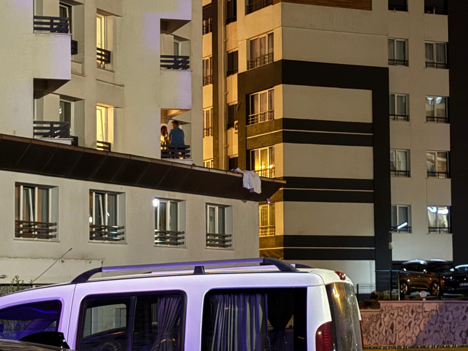 Otel Odasında Dehşet! Genç Kadını 5. Kattan Aşağı Atarak Öldürdü (10)