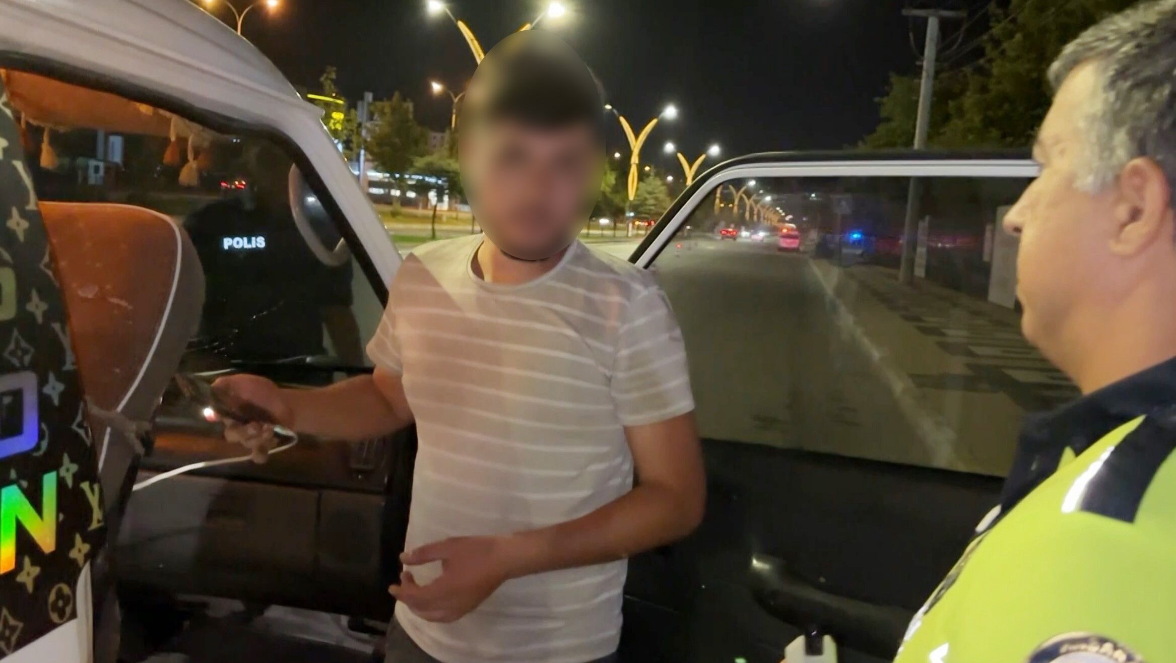 Polisi Gorunce Kaputu Acti Aracim Arizalandi Dedi Ucuncu Kez Alkollu Yakalandi (4)