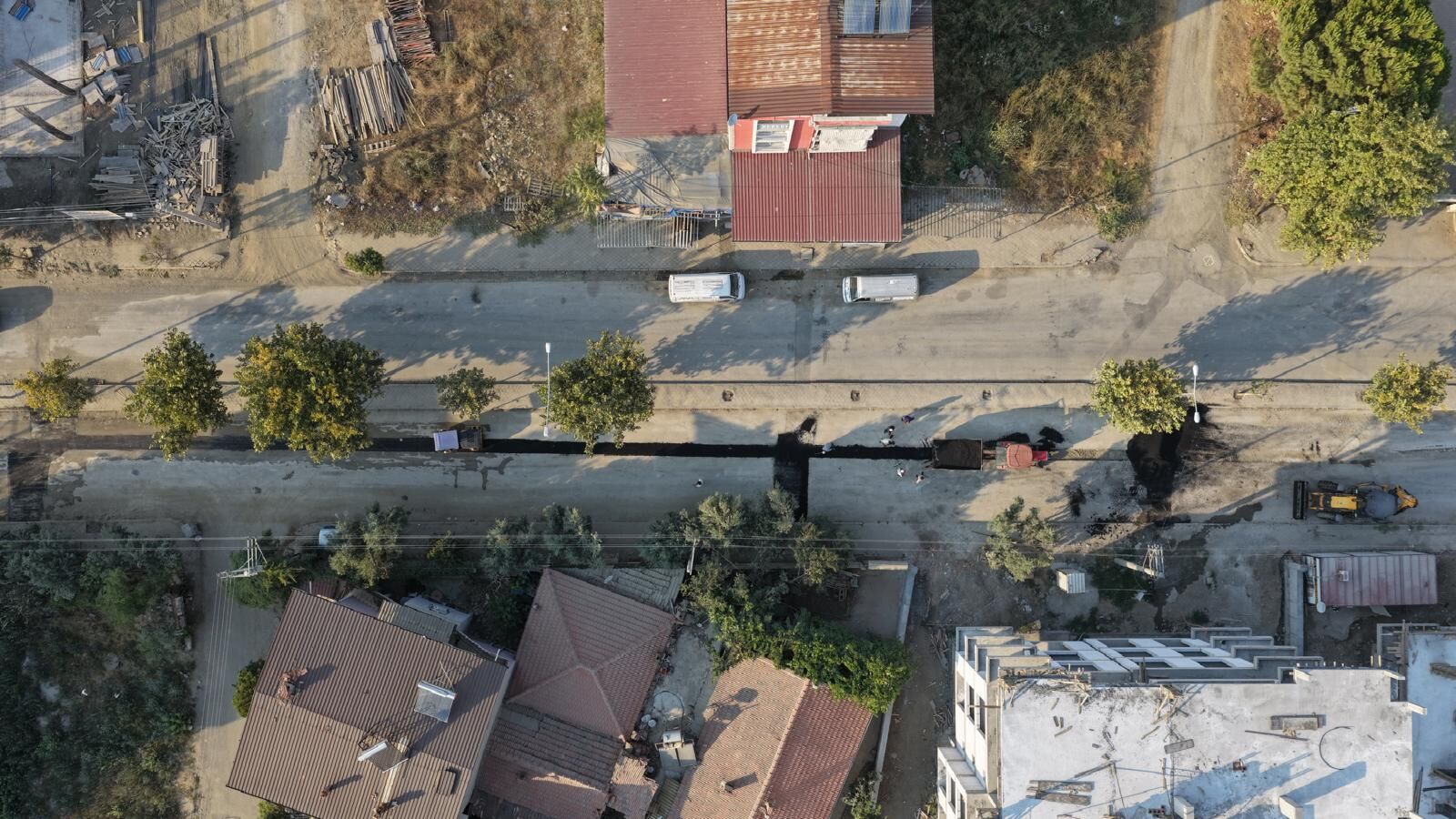 Salihli Belediyesi Keli Mahallesi'nde 2 Bin 250 Ton Sıcak Asfalt Çalışmasını Tamamladı (17)