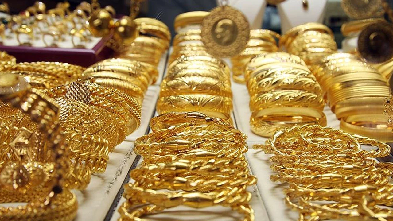 Salihli'de Altın Fiyatları Yeniden Yükselişe Geçti! Gram Altın 6 Bin Tl Seviyesini Aştı (2)