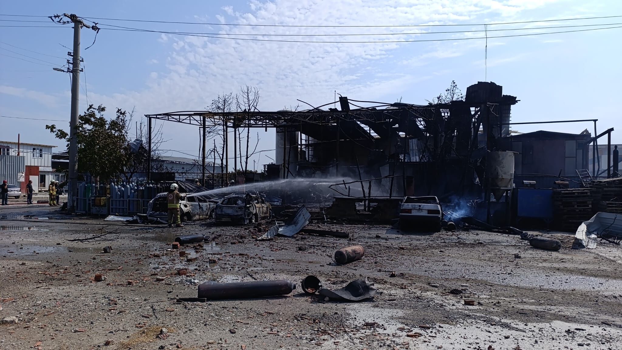 Salihlide Gaz Dolum Tesisinde Patlama 2 Olu 2 Yarali (7)