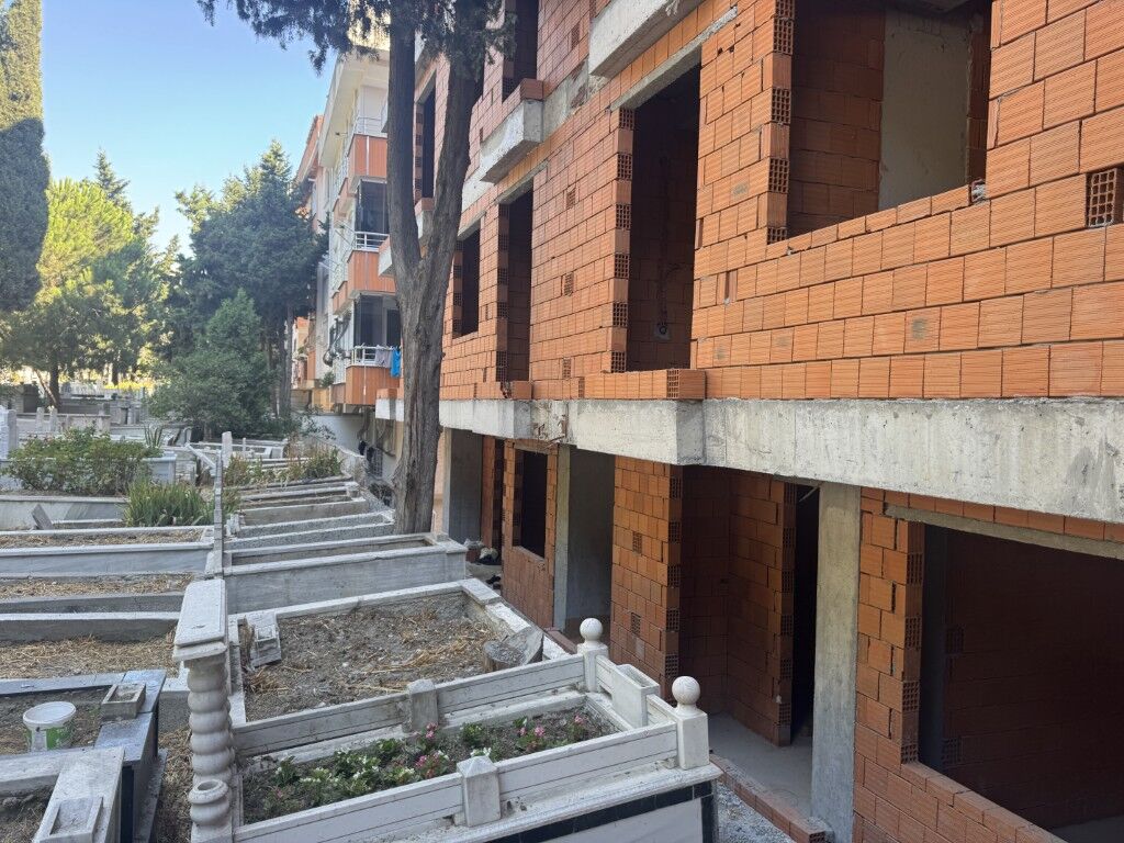 Sifir Dairelerin Manzarasi Sasirtti Pencereden Bakinca Bakin Ne Gorunuyor (5) (Orta)