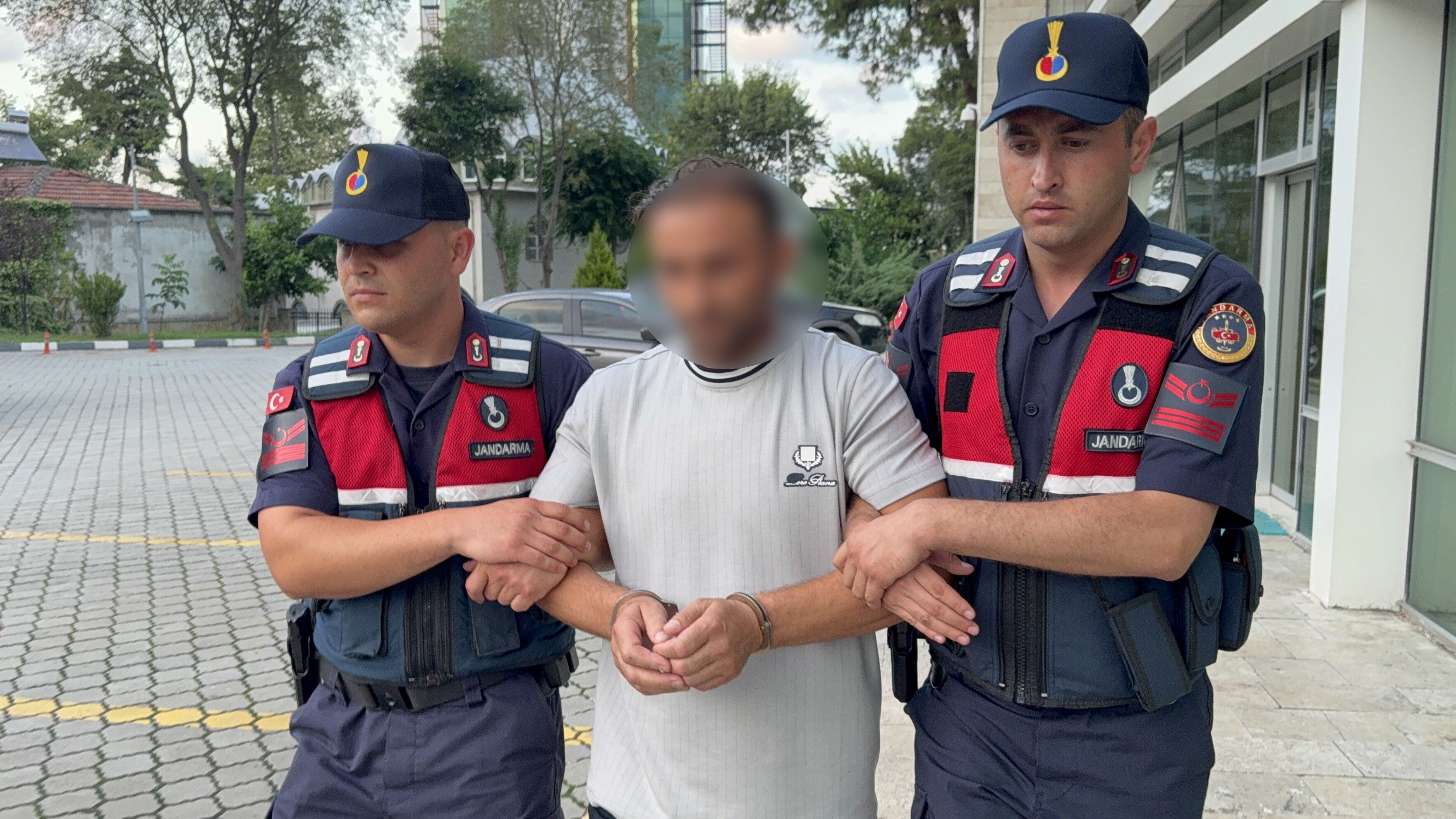 Tartışma Kanlı Bitti! 21 Yaşındaki Genç Kurşunların Hedefi Oldu (5)