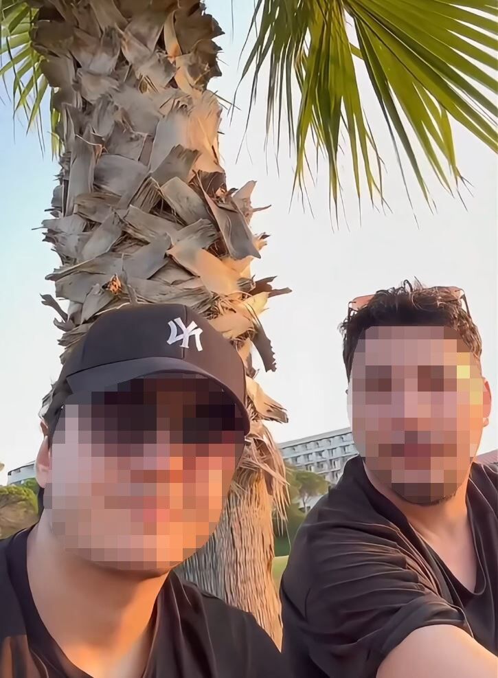 Tesetturlu Kadinlari Izinsiz Goruntuleyip Hakaret Ettiler Savcilik Sorusturma Baslatti (2)