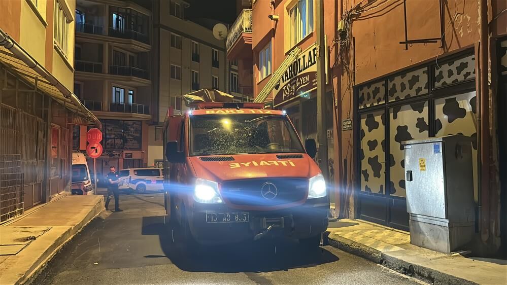 Yakinlari Hayatindan Endise Etti Ekipler Pencereden Girdi Gercek Ortaya Cikti (3)