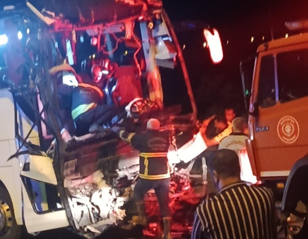 Yolcu Otobusunde Can Pazari Tirla Carpisti 2 Olu 22 Yarali (2)