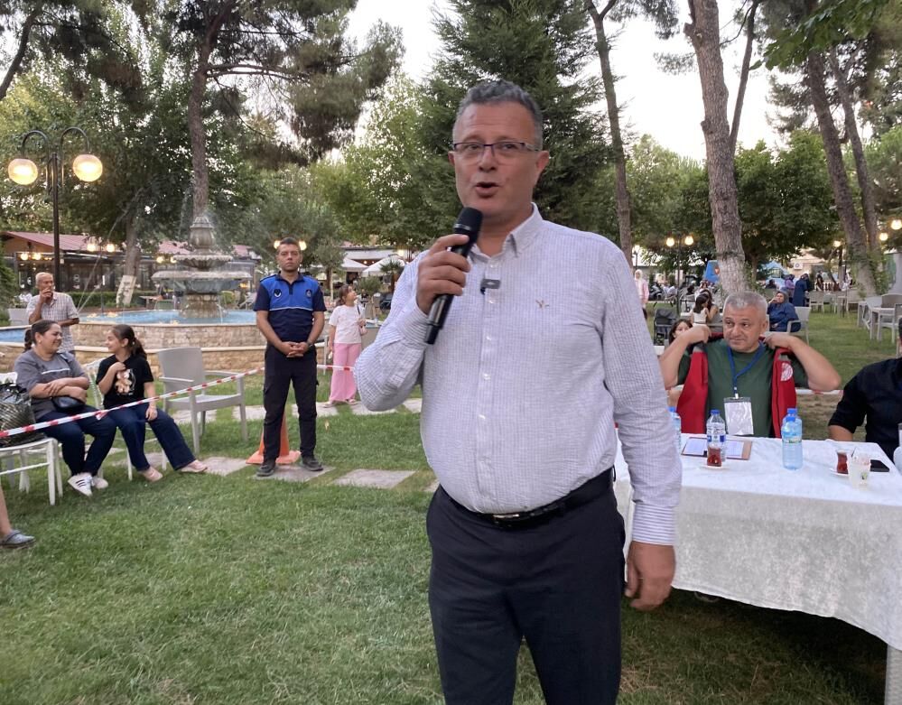 30 Kilo Uzumle 500 Metre Yaristilar Alasehirde Nefes Kesen Mucadele (6)