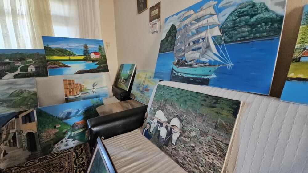 81 Yasinda Yasitlarina Tas Cikartiyor Fircayi Elinden Dusurmuyor (5)