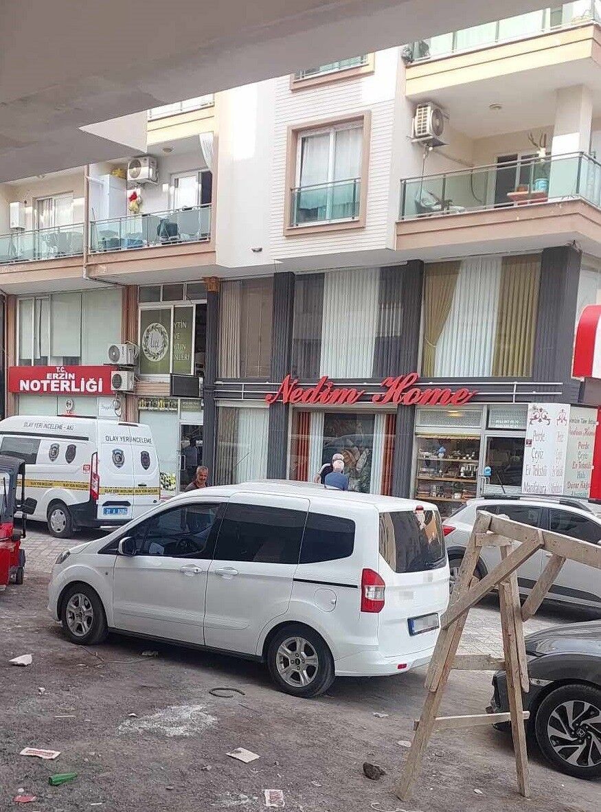 Banyoda Gogsunden Vurulmus Halde Bulunmustu Genc Kadindan 1 Ay Sonra Aci Haber (2)
