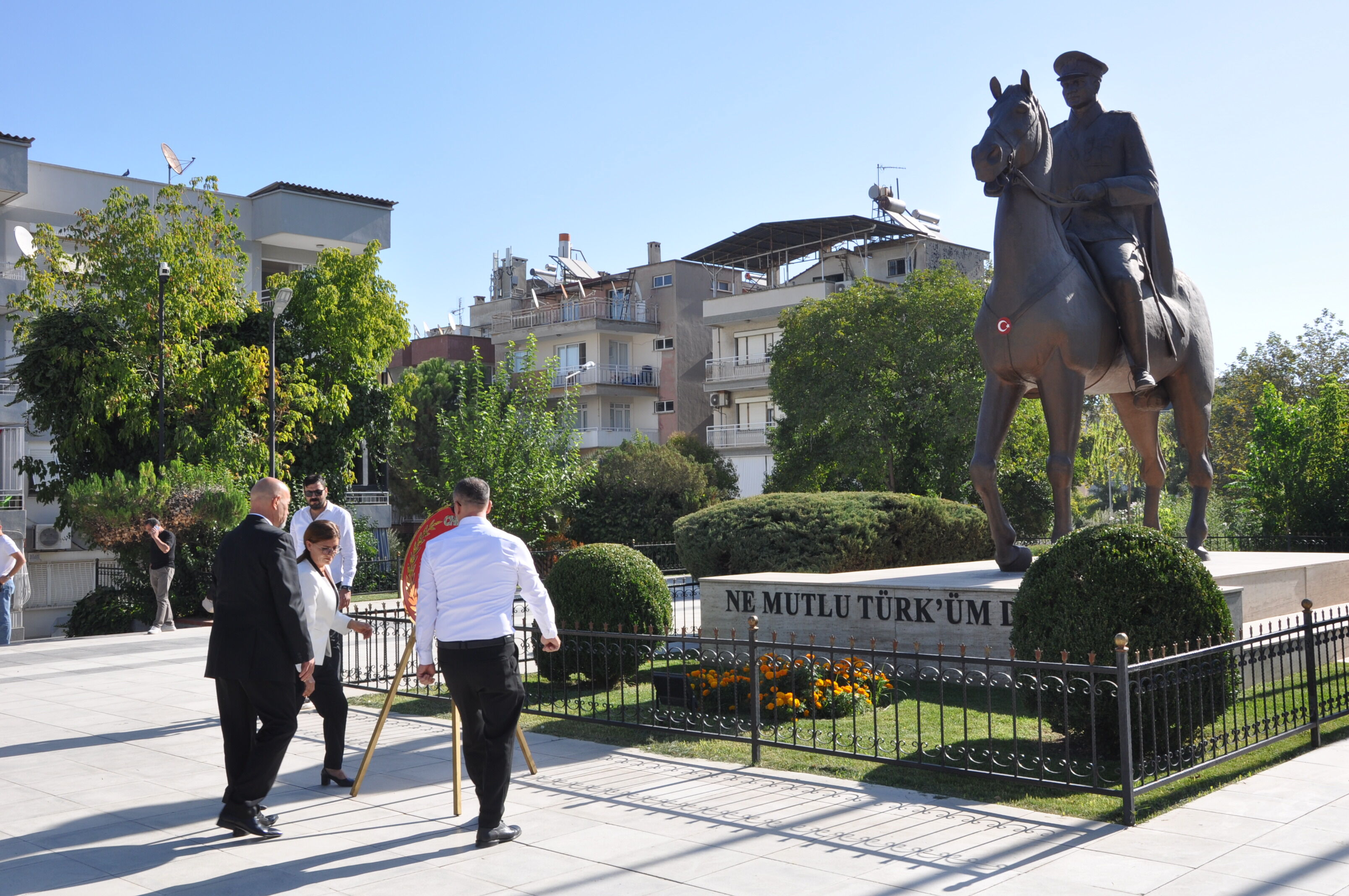 Chp Salihli’de 103. Kuruluş Yıl Dönümü Törenle Kutlandı… Balıkay, ‘Cumhuriyet’i Daima Savunacağız’ (9)