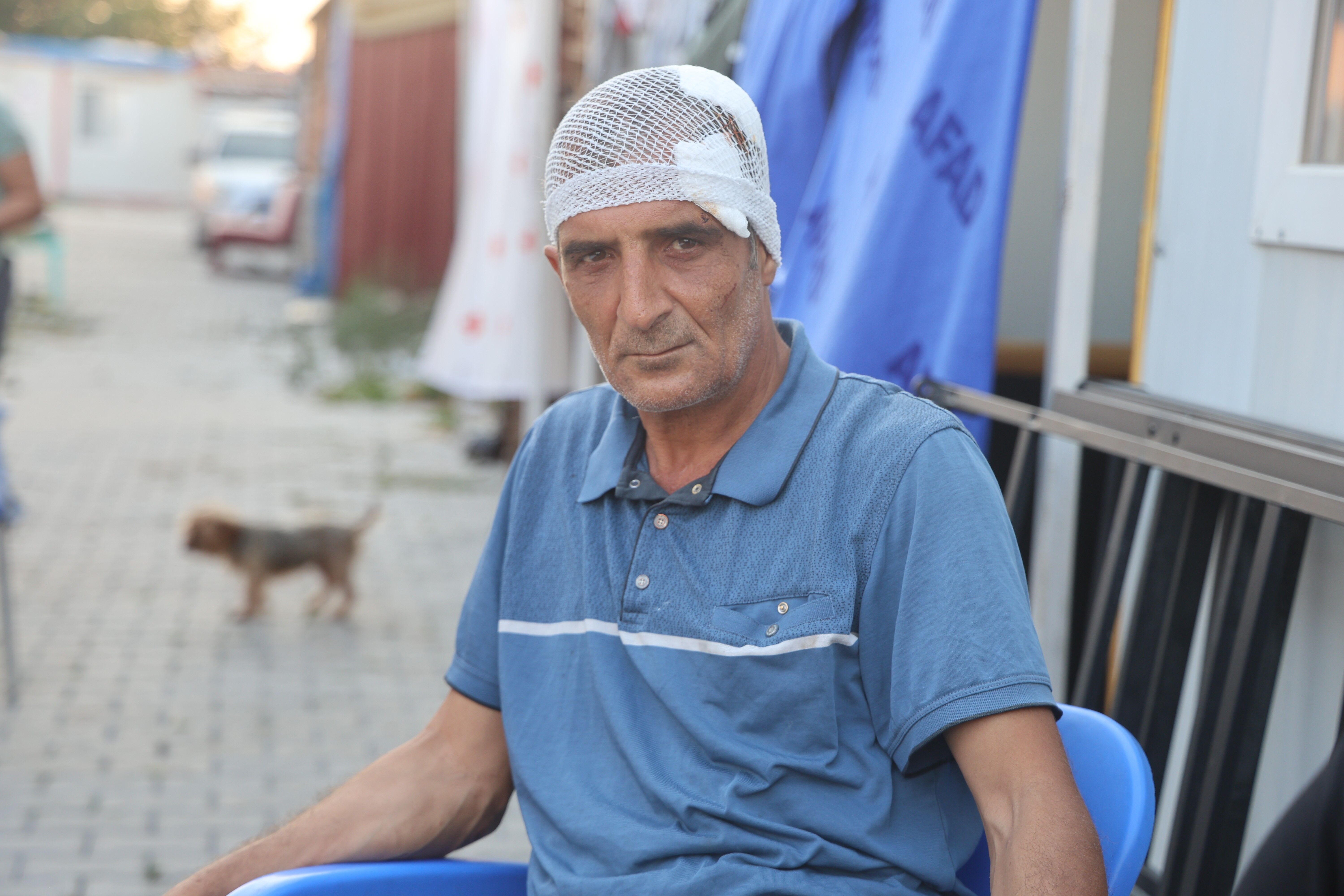 Elinde Palayla Dehşet Saçtı! Eşini, Kızlarını Ve Bacanağını Yaraladı (6)