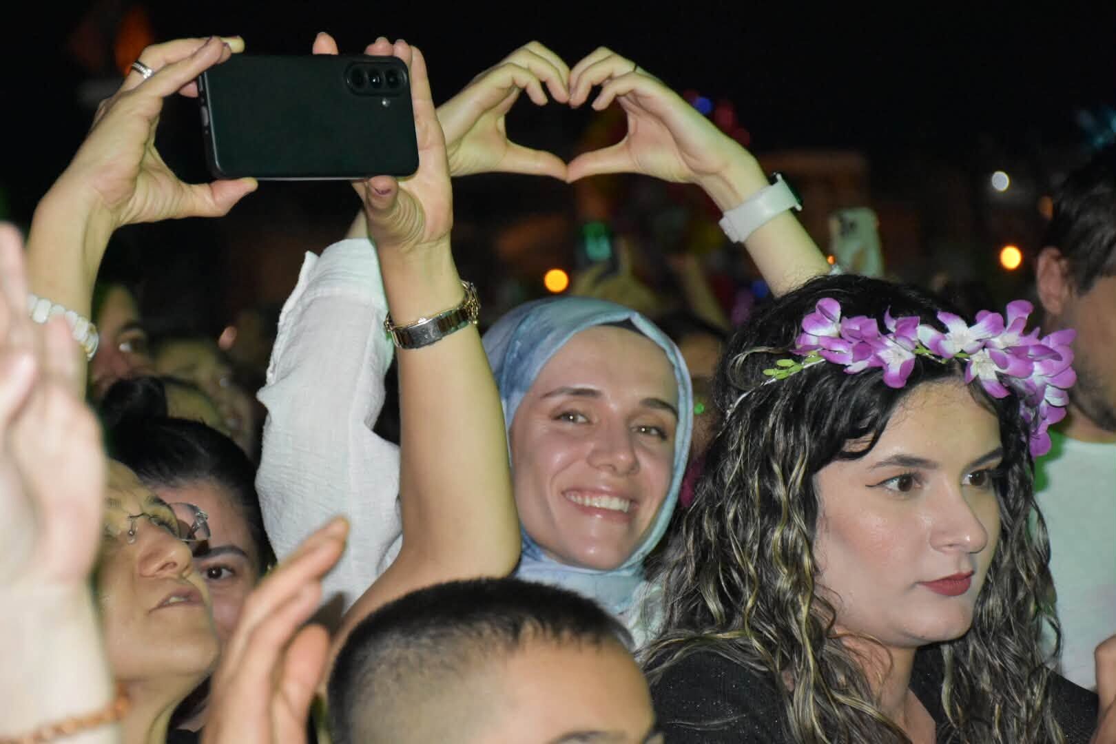 Emre Fel Konser (12)