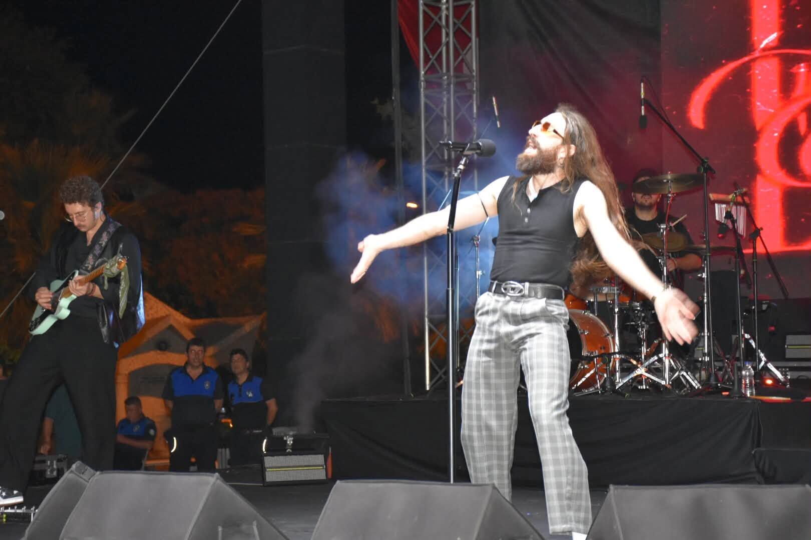 Emre Fel Konser (14)