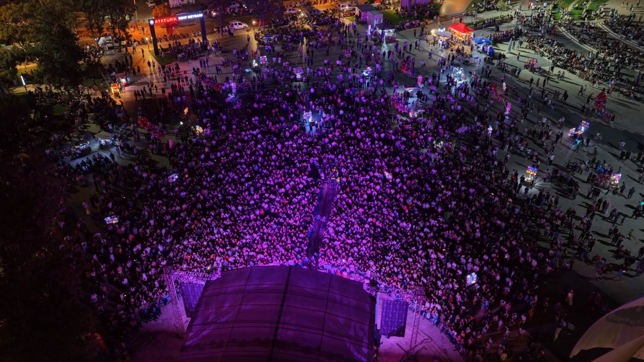 Emre Fel Konser (18)