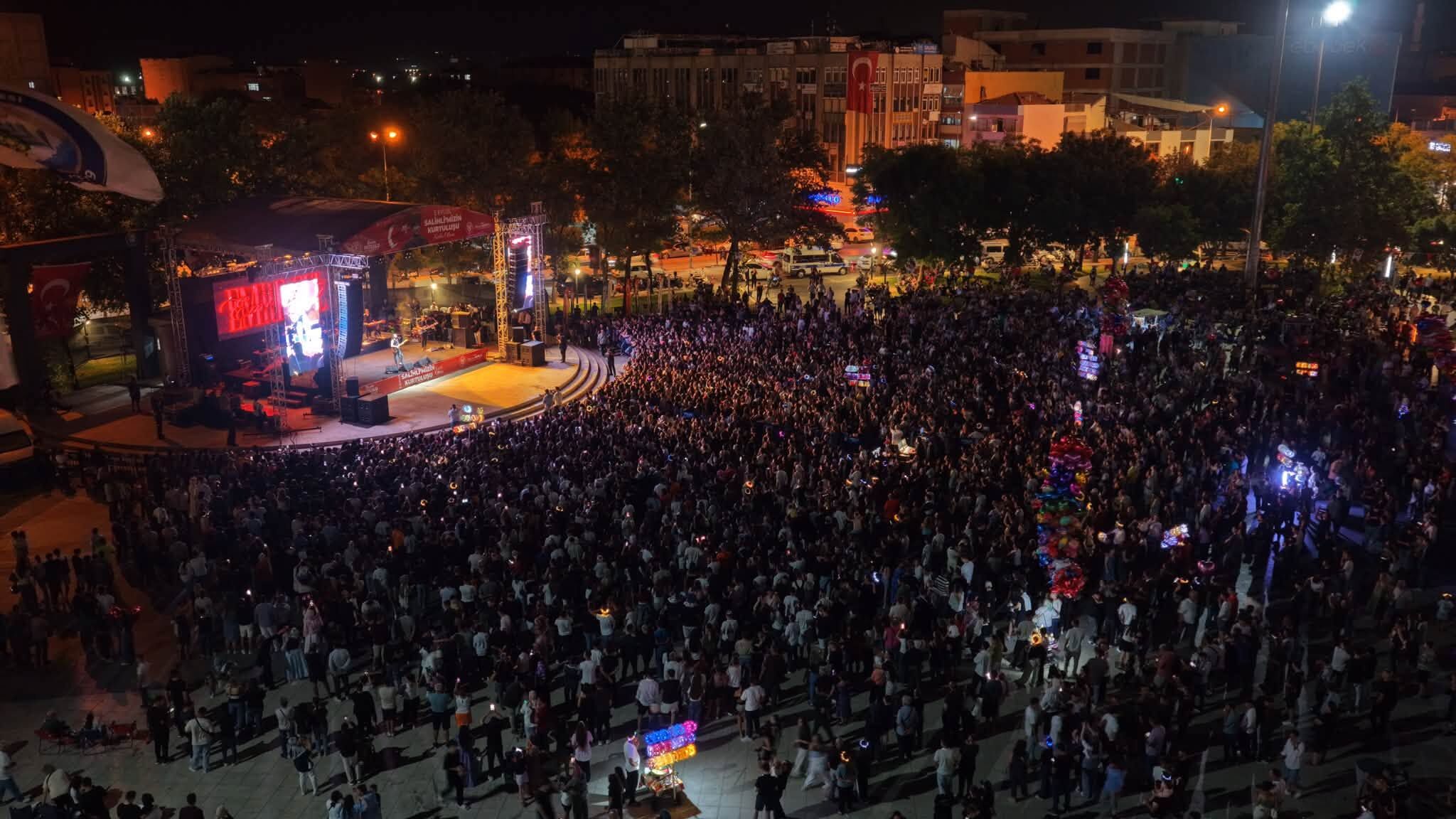 Emre Fel Konser (6)