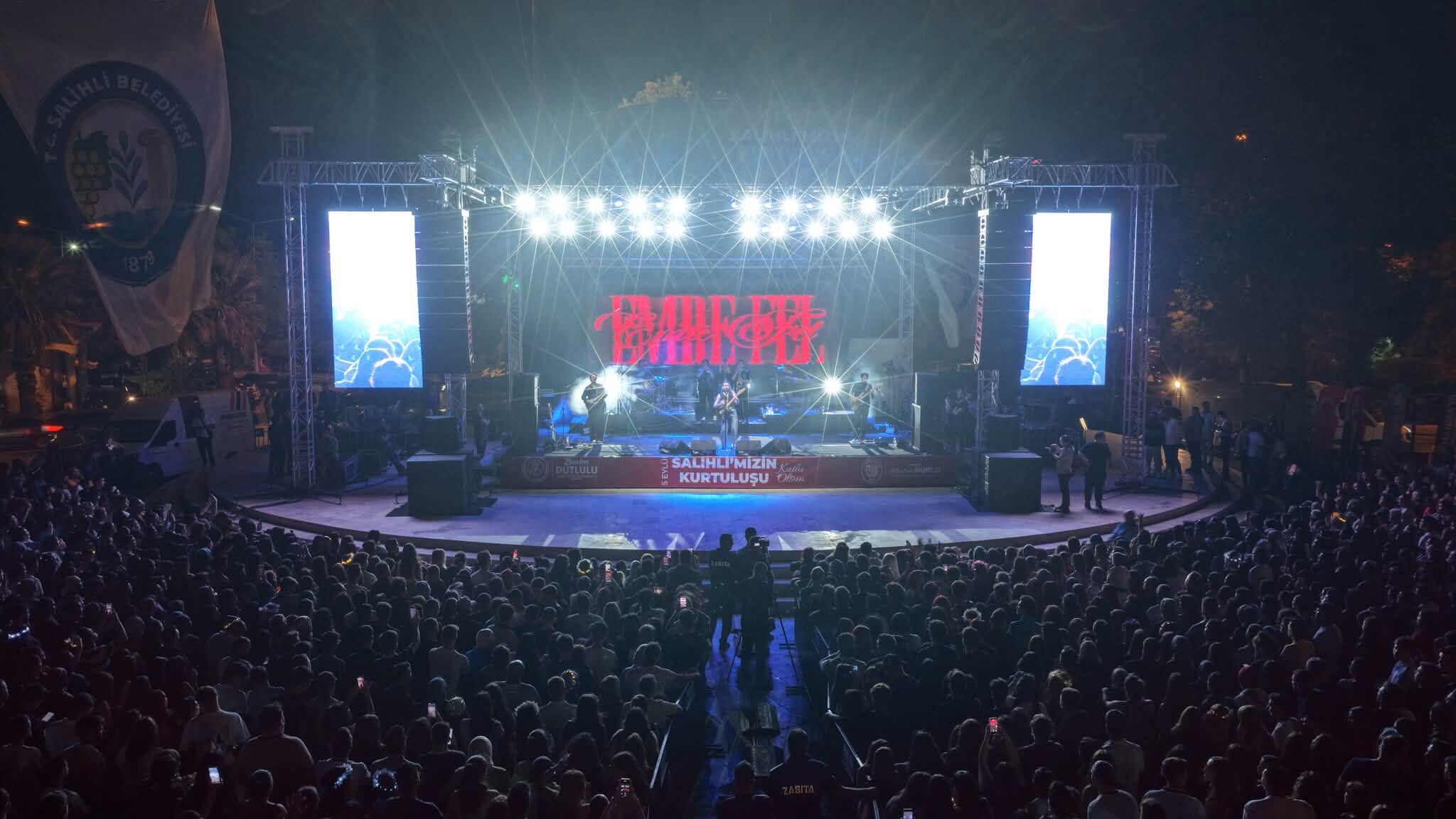 Emre Fel Konser (7)